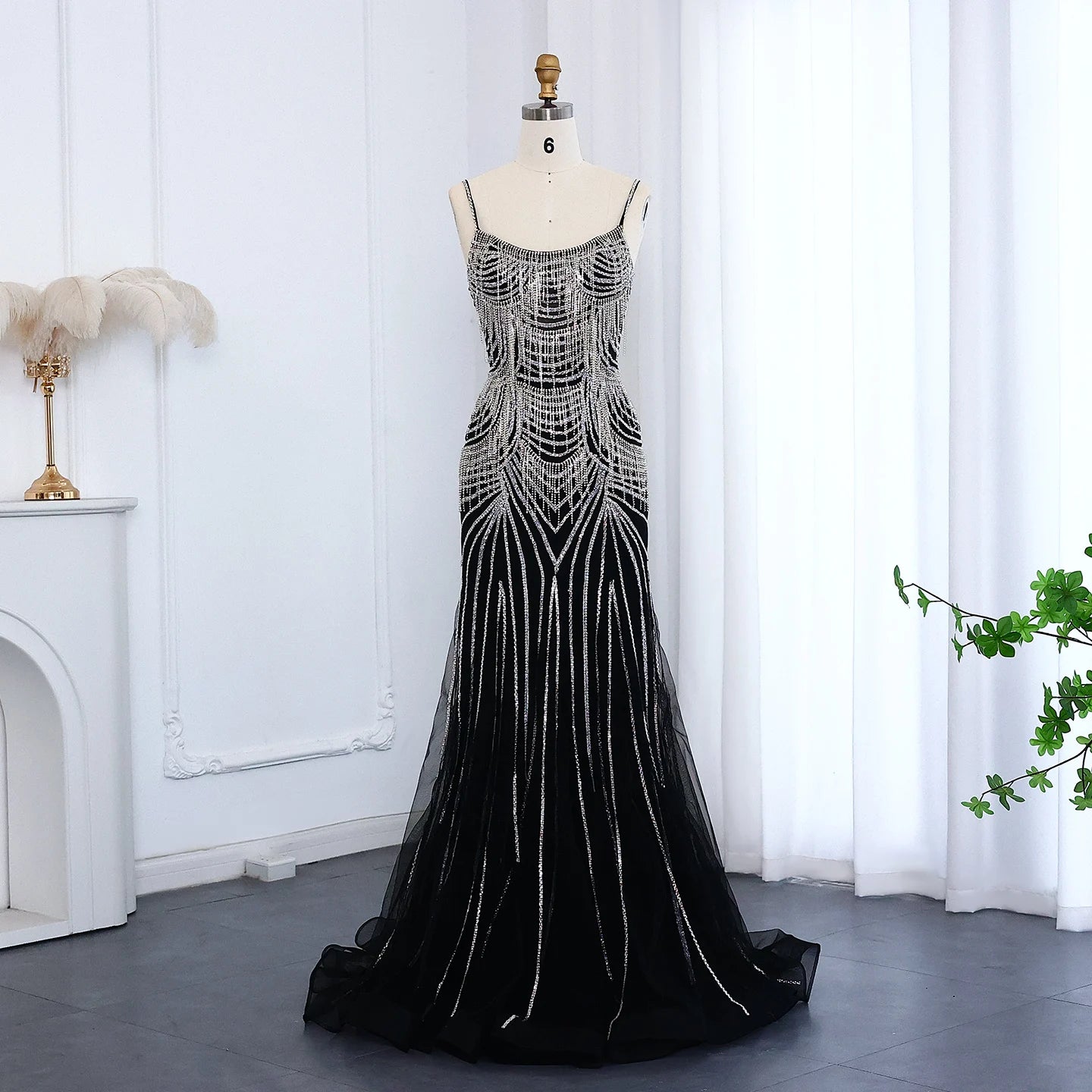 Vestido Sirena Champagne con Cristales