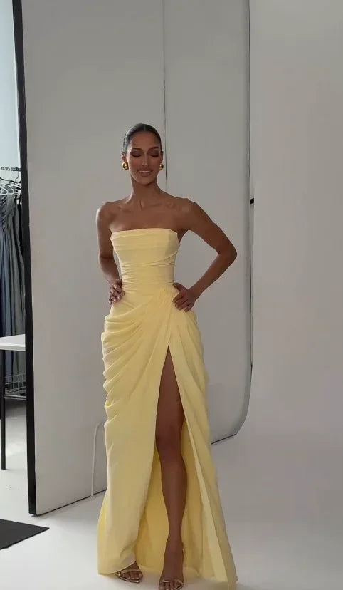 Vestido Gala Amarillo Strapless con Abertura