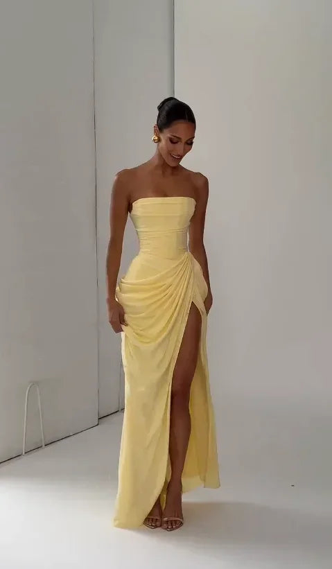Vestido Gala Amarillo Strapless con Abertura