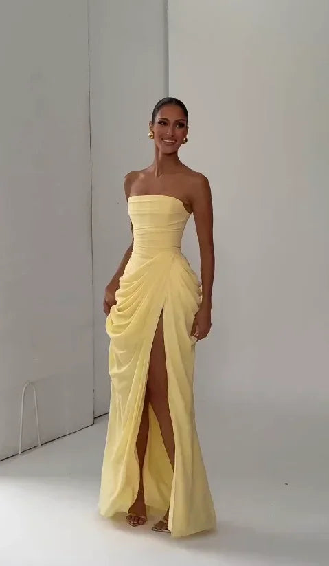 Vestido Gala Amarillo Strapless con Abertura