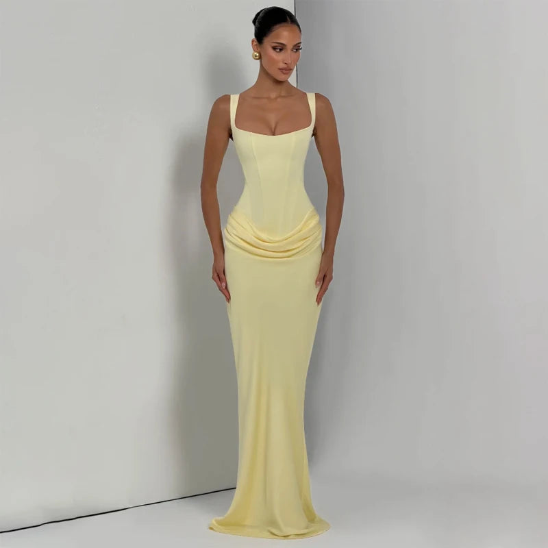 Vestido Gala Amarillo Strapless con Abertura